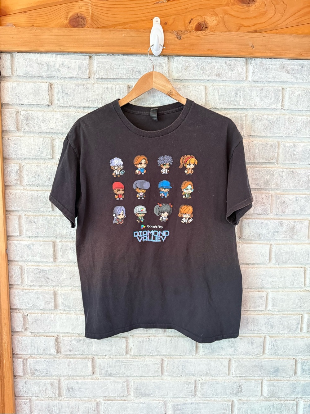 Gildan Black Diamond google play Valley Graphic Tee with Colorful Characters